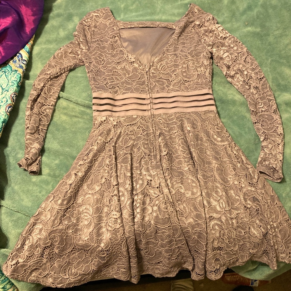 Long sleeve dress size 7